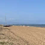 4 Personas, Amplias Terrazas Y 2oo Mt De La Playa Denia