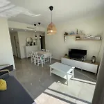Apartamento 4 Personas, Amplias Terrazas Y 2oo Mt De La Playa Dénia