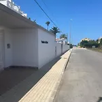 4 Personas, Amplias Terrazas Y 2oo Mt De La Playa Apartamento