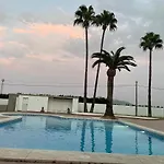 Apartamento 4 Personas, Amplias Terrazas Y 2oo Mt De La Playa Dénia