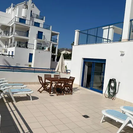 4 Personas, Amplias Terrazas Y 2oo Mt De La Playa * Denia