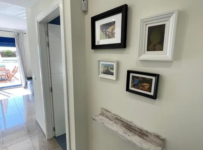 4 Personas, Amplias Terrazas Y 2oo Mt De La Playa Denia