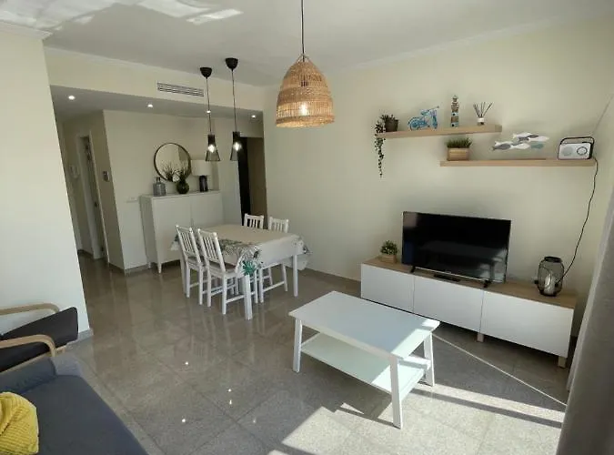 Appartement 4 Personas, Amplias Terrazas Y 2oo Mt De La Playa Dénia