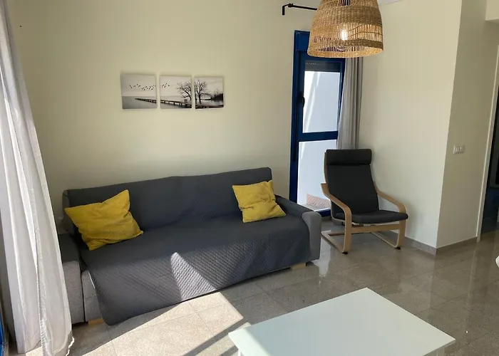 Appartement 4 Personas, Amplias Terrazas Y 2oo Mt De La Playa *