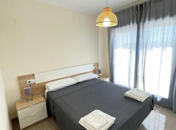 Appartement 4 Personas, Amplias Terrazas Y 2oo Mt De La Playa